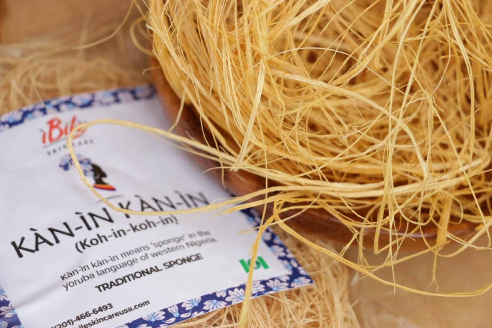 Kan-in Kan-in exfoliating bath sponge